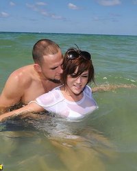 Солнце, пляж, сучка дашь или не дашь? 5 фото