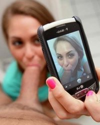 Большие члены доставляют девахам удовольствие 9 фото