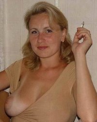 Строгие мамаши изучают свои дырочки 16 фото